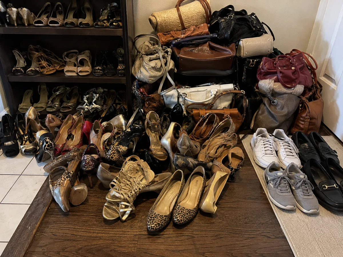 11 Things Japanese Women Get Rid Off After 50 — That Americans Never Throw Away