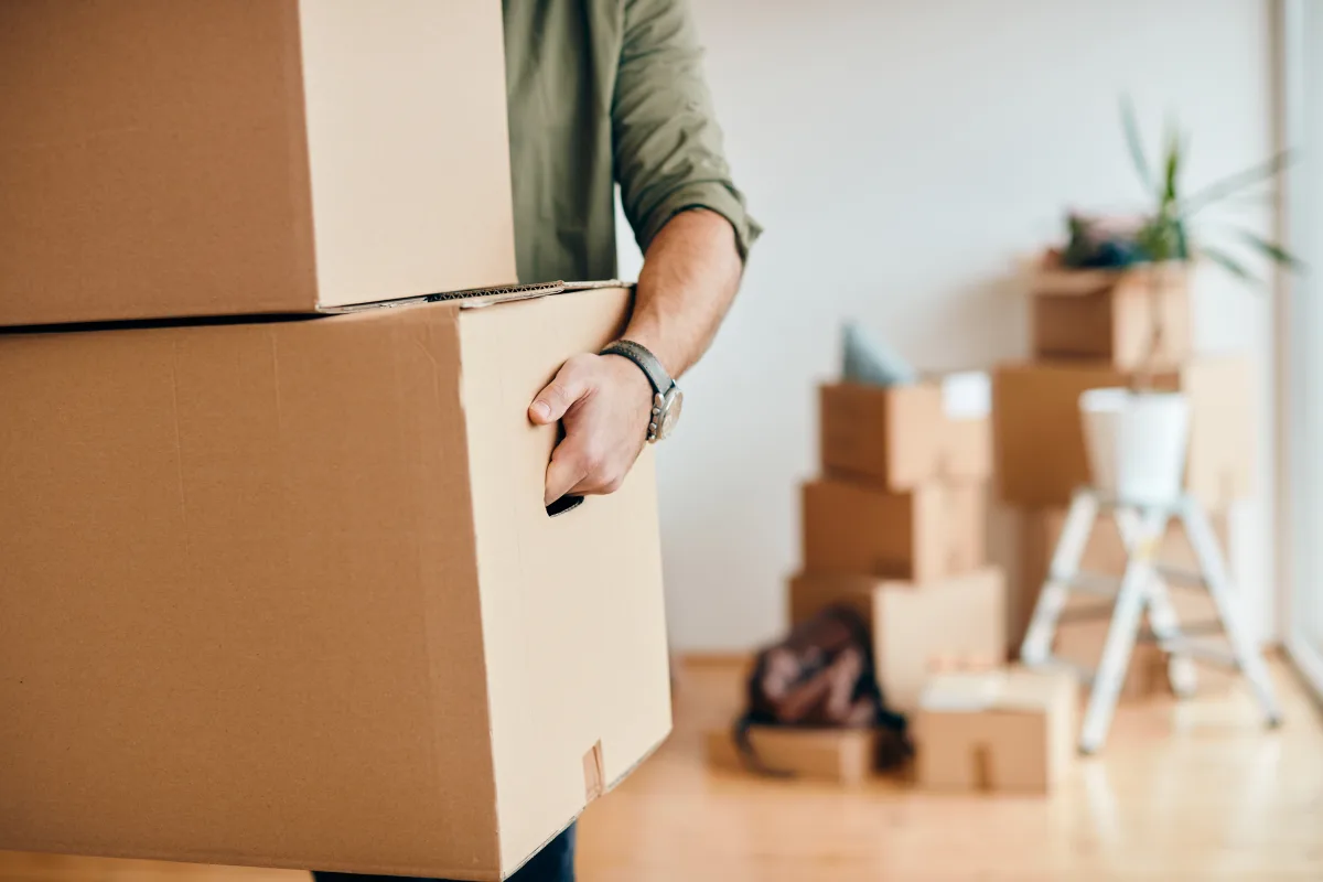 Verhuizen zonder stress: 15 praktische tips voor een soepele verhuizing
