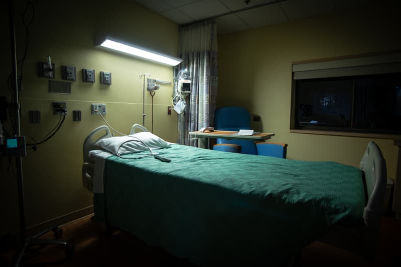 3 εβδομάδες μετά τη γέννηση των διδύμων, η μαμά αισθάνθηκε αδιαθεσία - όταν ο γιατρός βλέπει τον υπέρηχο, λέει: "Λυπάμαι"