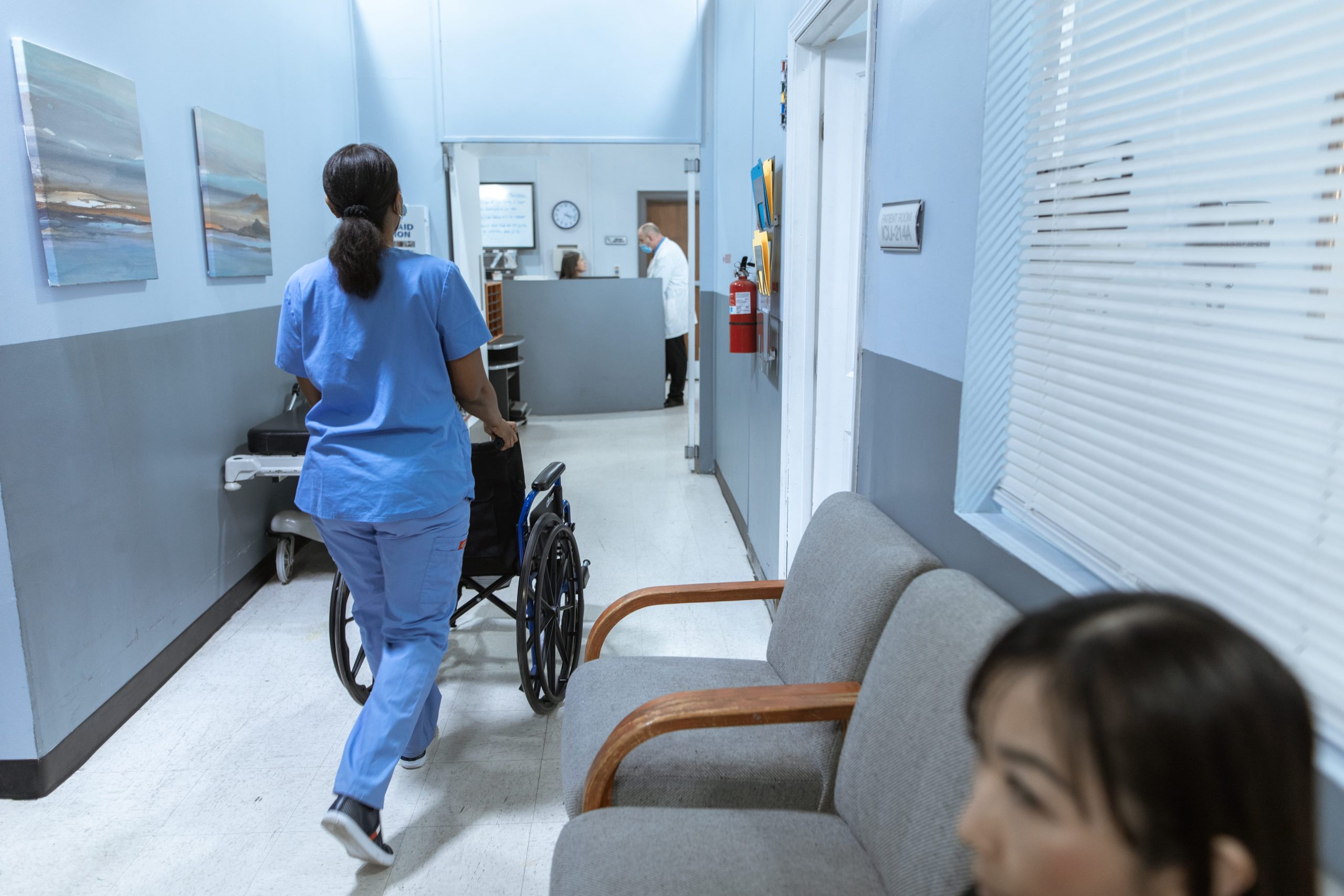Μετά από μισή δεκαετία σε κώμα, ο άνδρας ξυπνάει για να ακούσει τον γιατρό να λέει: "Λυπάμαι""