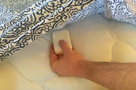 Un morceau de savon sous vos draps avant d’aller dormir? Si vous lisez ceci, vous l'essayerez aussi!