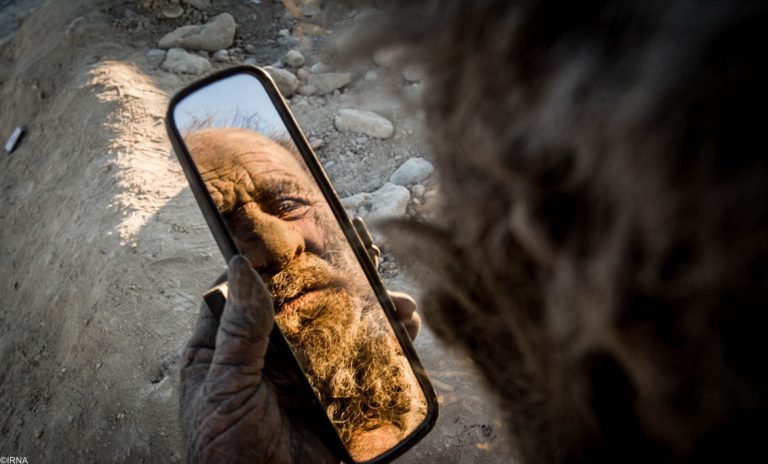 Ewww! This Man Hasn’t Taken A Bath In 65 Years