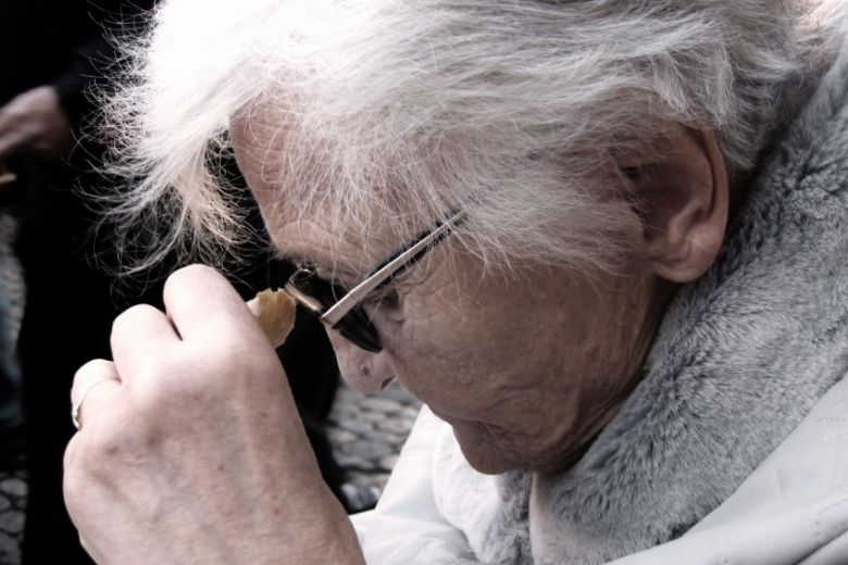 Démence vs. Alzheimer: c'est la différence entre les maladies