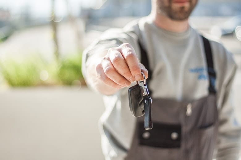 Voici pourquoi vous devriez envelopper vos clés de voiture dans du papier d’aluminium
