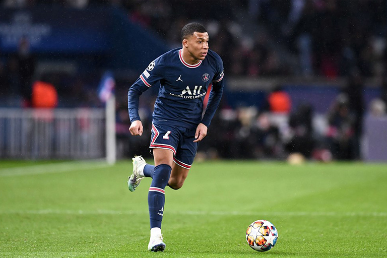 Voici à quoi ressemble la femme de Kylian Mbappé