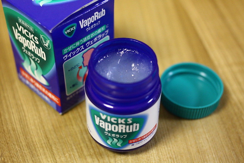 Voici plusieurs choses que vous pouvez réaliser avec le Vicks VapoRub.