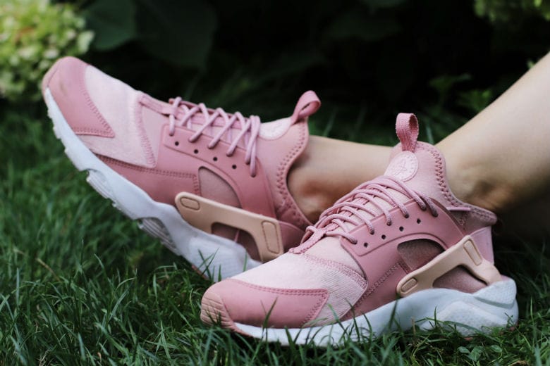 Try removing those ugly creases in your sneakers with this genius lifehack