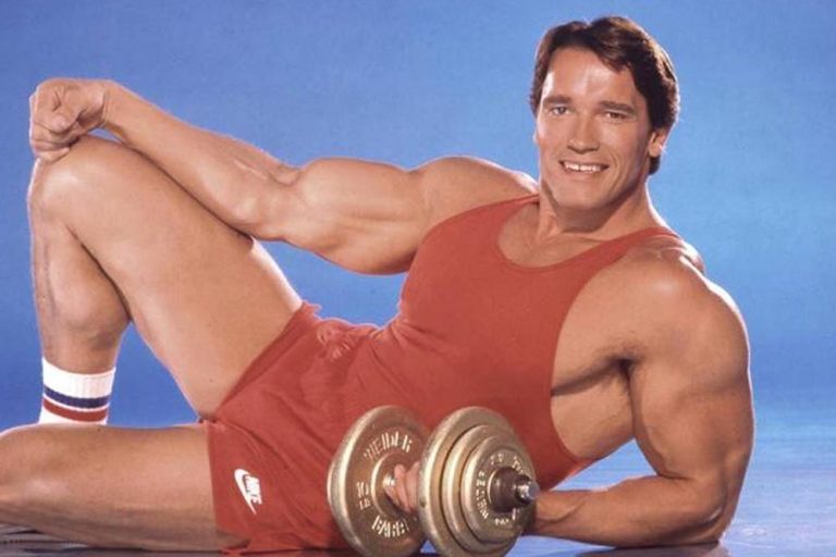 This Is What The Perfect Male Body Looked Like 100 Years Ago (And Every Decade After)