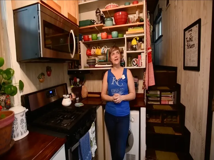 This Young Woman’s Tiny House Is a Masterpiece – The Inside Will Leave You Speechless!