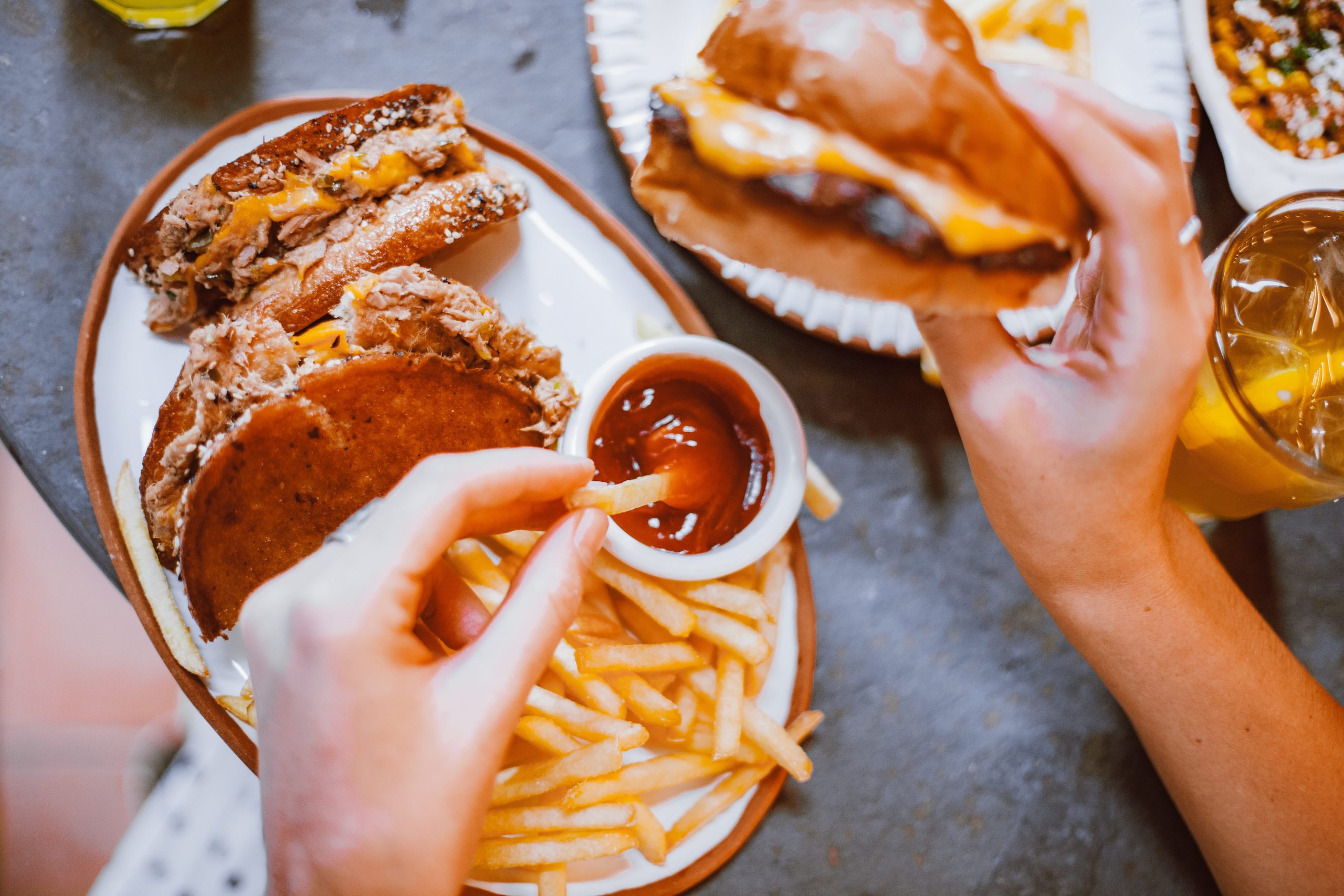 Exposed: The Dark Side of Your Favorite Fast Food Chains – You Won't Believe What's in Your Meal!