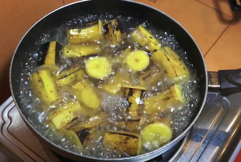 This is why you should boil a banana before going to sleep