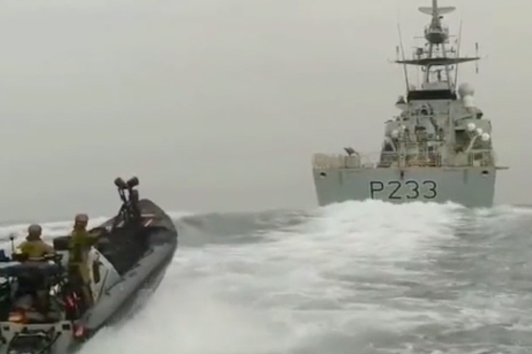 Sailors couldn’t believe their eyes when they saw this figure flying towards them