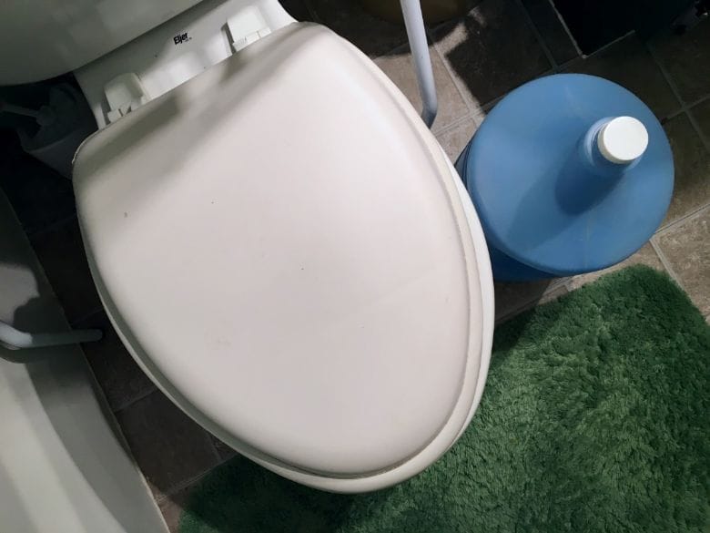 These two common cleaning mistakes make your toilet a true breeding ground for bacteria!