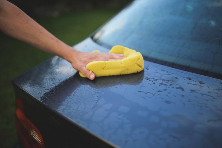 These are 7 things you should NEVER use dishwashing soap for!