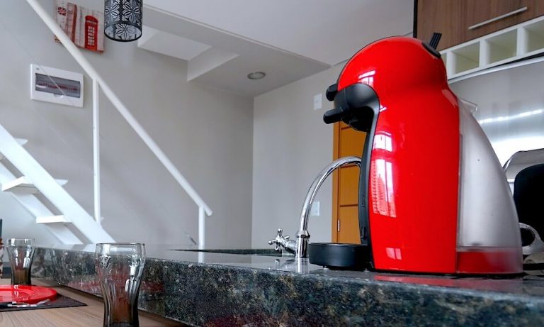 Research Shows: These Bacteria Are Found In Coffee Machines That Are Not Cleaned Properly