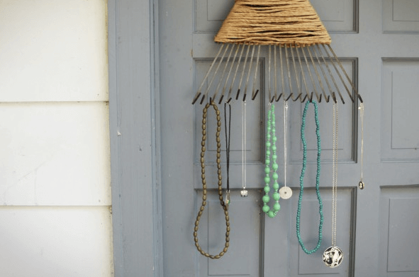 We want this too! This woman transformed this rusted rake into something fantastic!