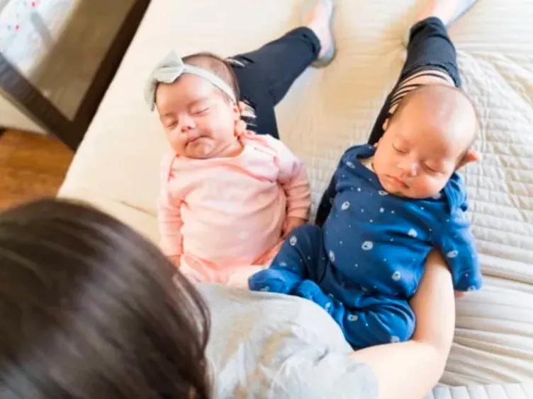 3 Weeks After Giving Birth To Twins, Mom Felt Sick – Doctor After Ultrasound: “I’m Sorry”