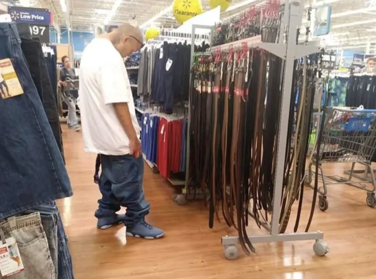 The Most Hilarious And Embarrassing Walmart Moments Caught on Camera