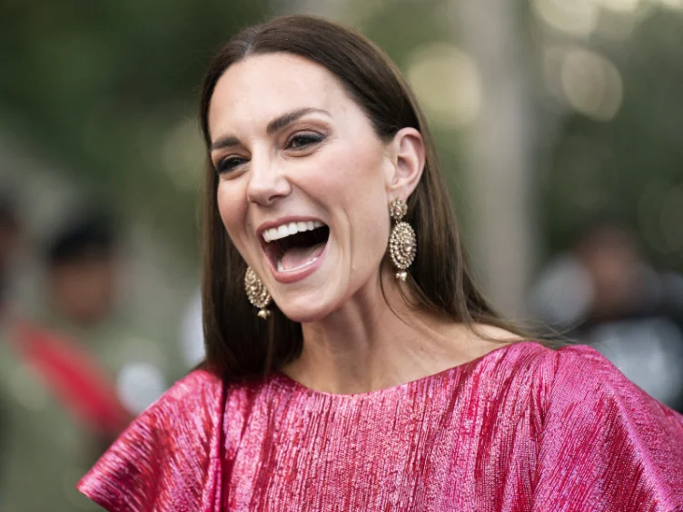 You Won't Believe These Incredible Supermom Moments from Kate Middleton