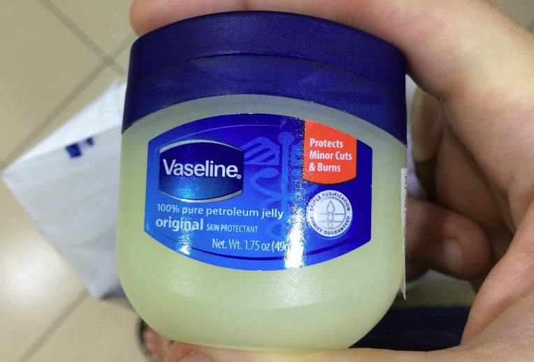 These are 7 things you can do with Vaseline you didn't know about!