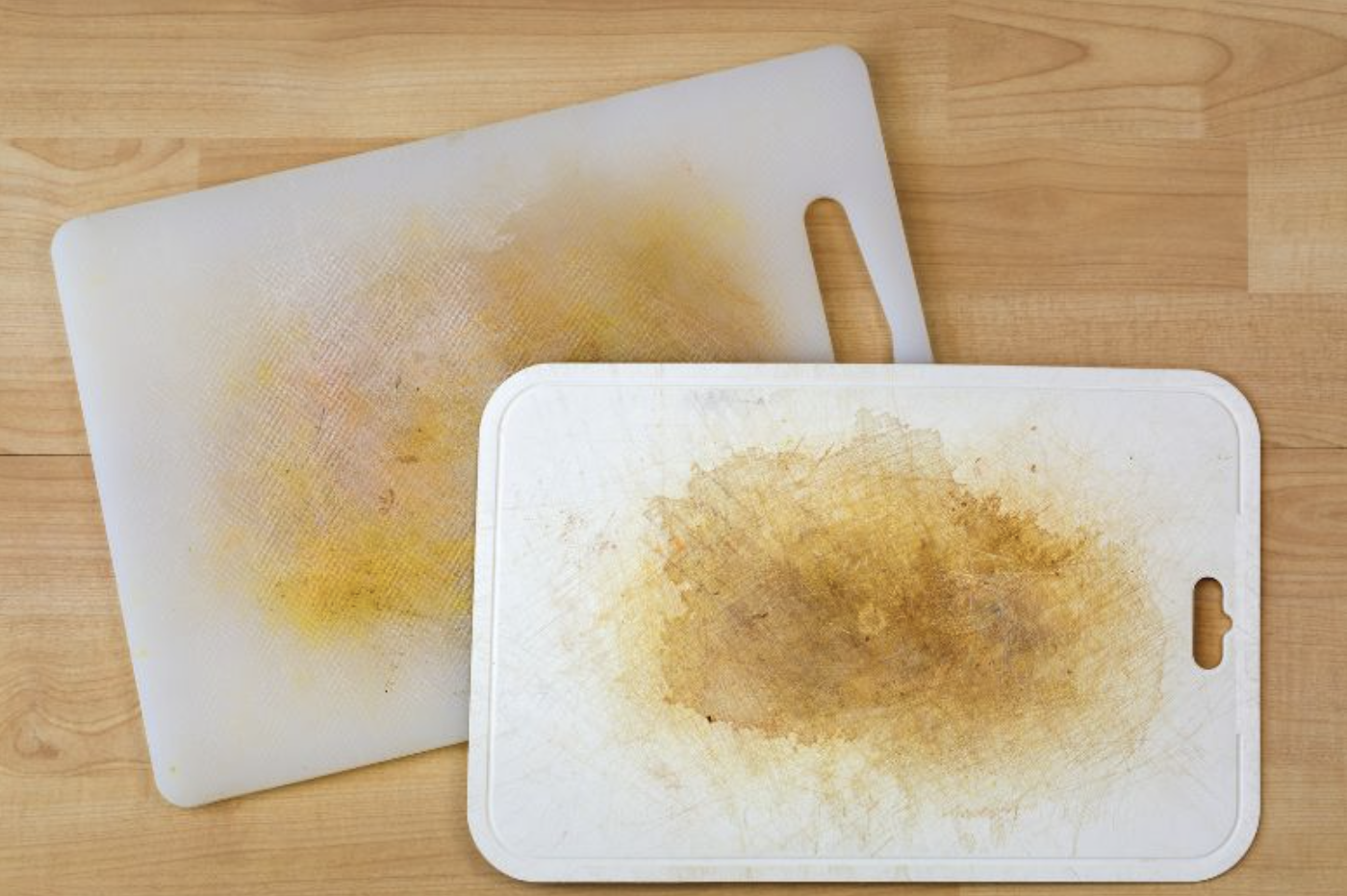 Stubborn Stains In Your Plastic Cutting Board? This Is How To Get Rid Of Them