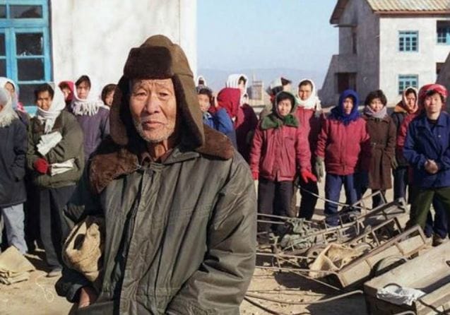 These 12 forbidden photos prove that North Korea really shouldn't be your next holiday destination