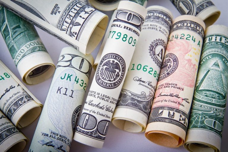 Teenager takes money out of his mother’s wallet but soon learns his lesson