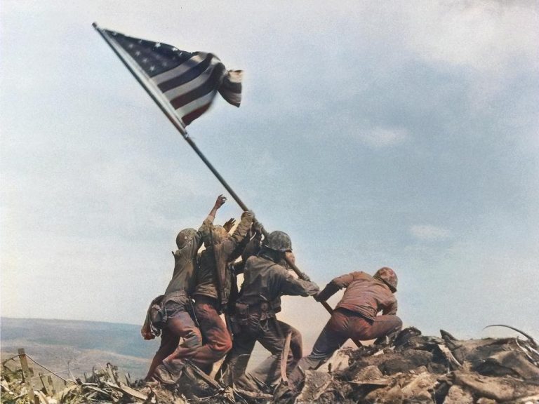 Famous And Iconic Historical Pictures - Colorized!