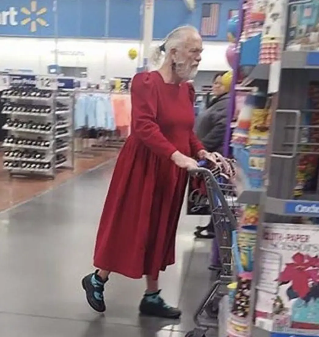 The Most Hilarious And Embarrassing Grocery Store Moments Caught on Camera