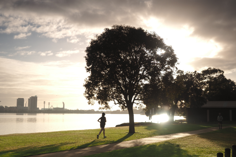 80-year-old woman does a 5K every day and hits 1,000 day streak