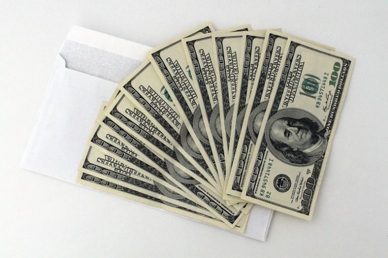 Teenager takes money out of his mother’s wallet but soon learns his lesson