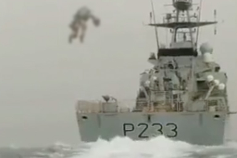 Sailors couldn’t believe their eyes when they saw this figure flying towards them