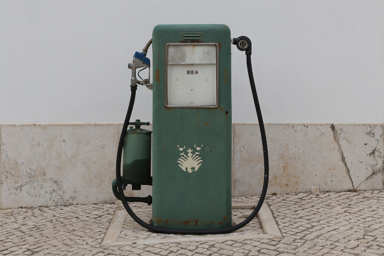 Find out: can you put gas in your car while it's running?