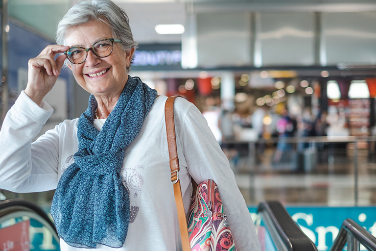 Elderly woman (89) is rejected from business class, but then they find out who she really is
