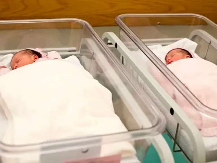 3 Weeks After Giving Birth To Twins, Mom Felt Sick – Doctor After Ultrasound: “I’m Sorry”