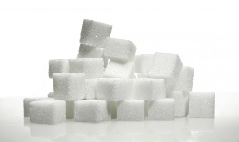 This is the brilliant reason why everyone's adding sugar to their shampoo