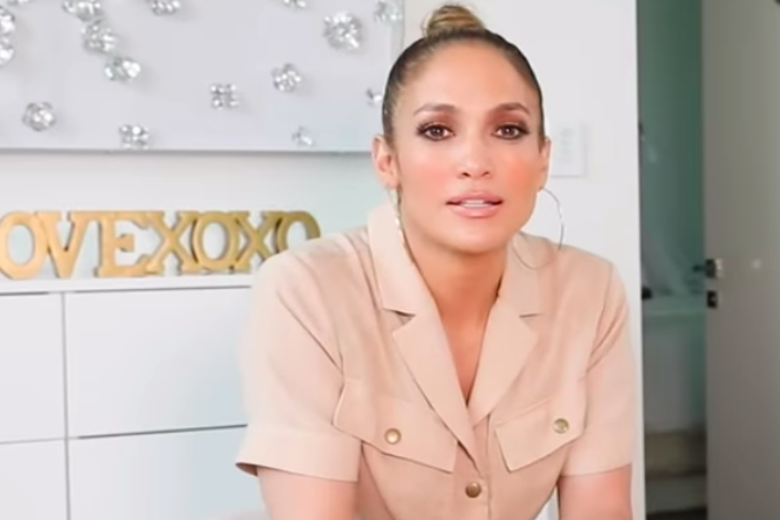 12 pictures demonstrating that J.Lo can’t possibly be 51 years old