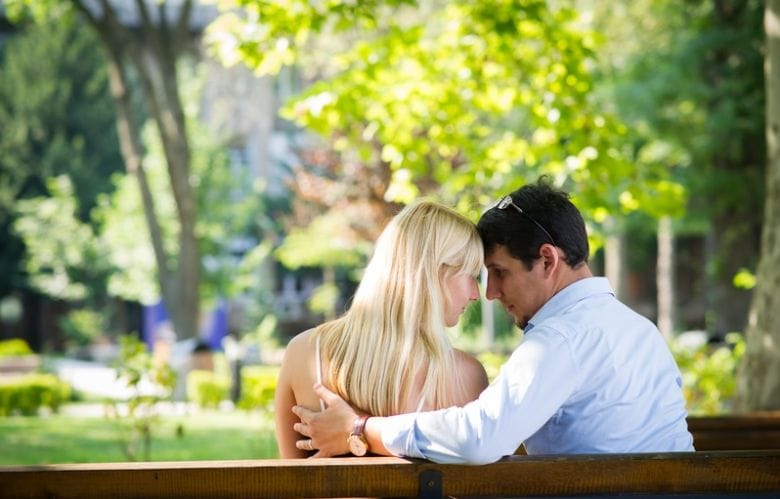 Research shows: couples who talk to each other about THIS topic are happier!