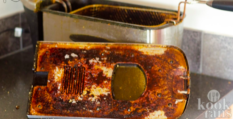 Cleaning your deep fryer has never been this easy! This trick is is so simple!
