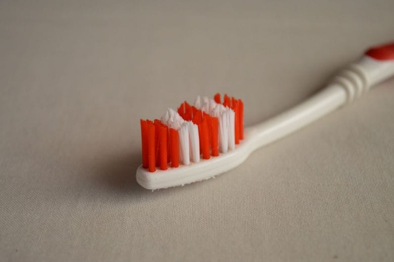 Here are 6 things you can use your toothbrush for besides brushing your teeth!