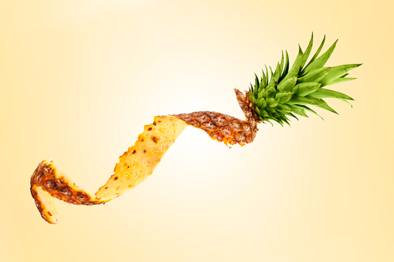 Why Health Freaks Never Throw Away Pineapple Peels (And Why You Shouldn't Either!)