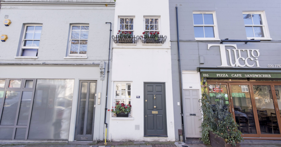 You'll never believe this amazing house is only two meters wide when you see the inside!