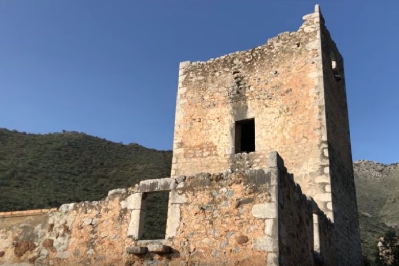 Couple buys abandoned tower and converts it into a special holiday home