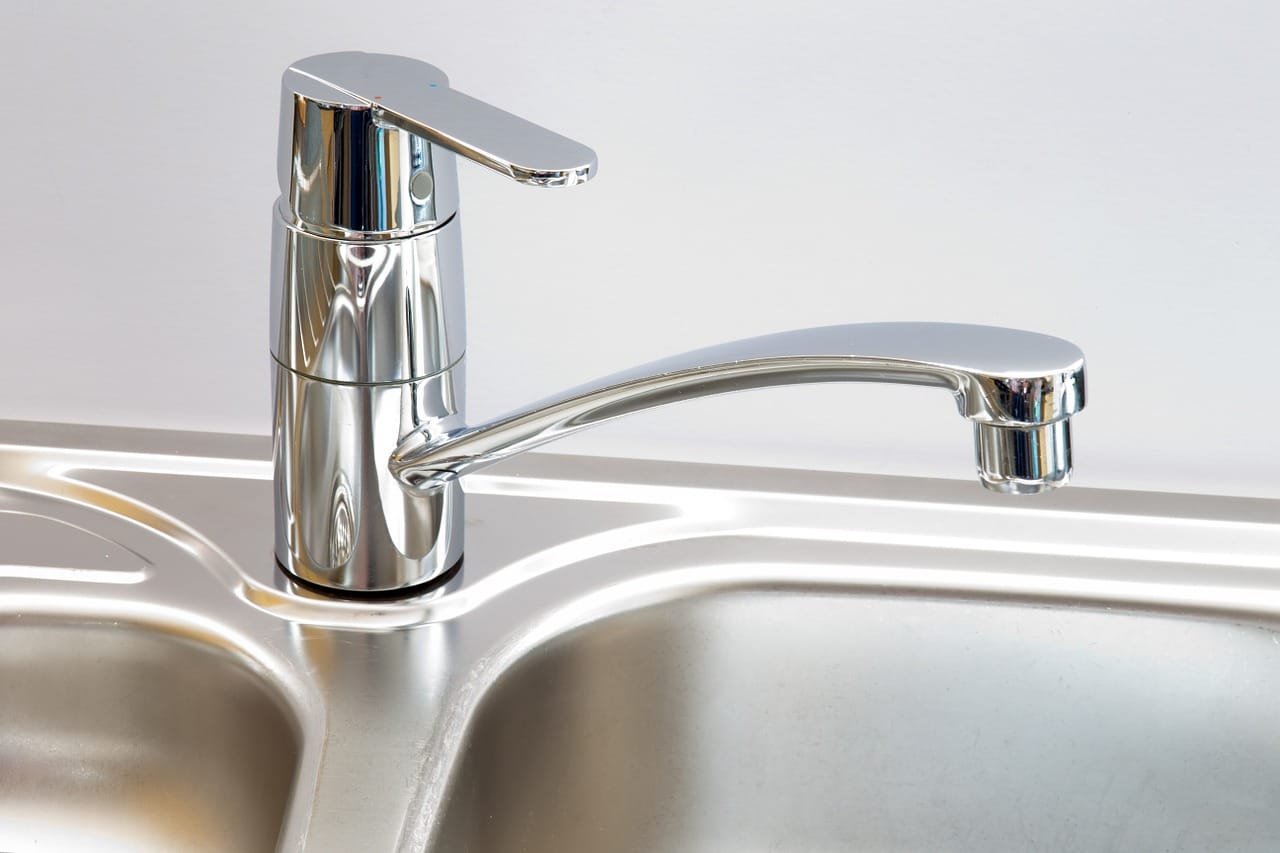How clean is your kitchen? With THESE tips it'll be squeaky clean at all times!