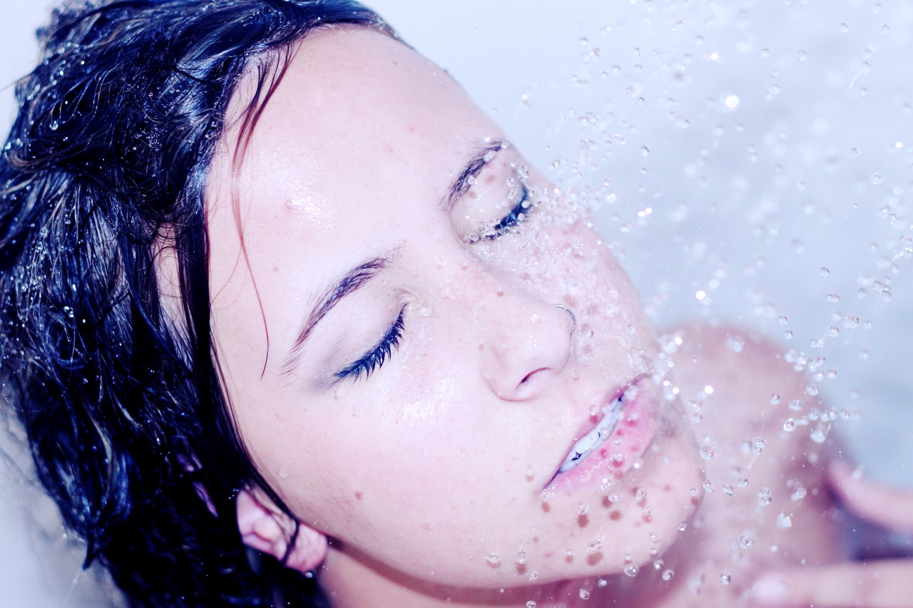 This is what happens to your body if you don't shower for two days in a row