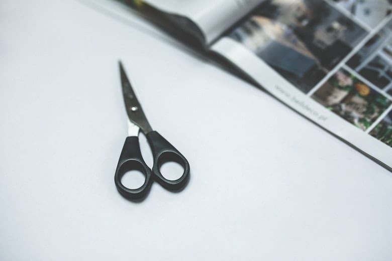 Make blunt scissors sharp again with this simple trick