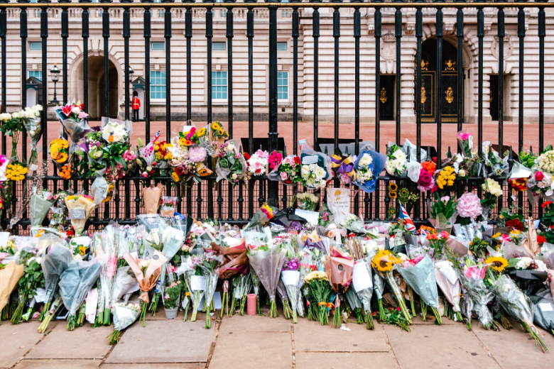Here's what happens to flowers that the royals get from the public
