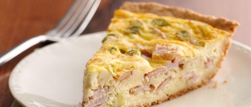 Dies würzigste herzhafte Torte aus Kartoffel, Frühlingszwiebel und Hühnchen die du jemals gegessen hast!
