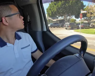 Mann tauscht Wohnung gegen Auto - Sie werden nicht glauben, was sich darin befindet!