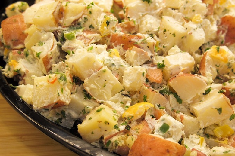Diesen Fehler machen machen die meisten Menschen beim Zubereiten von Kartoffelsalat... gehörst du auch dazu?